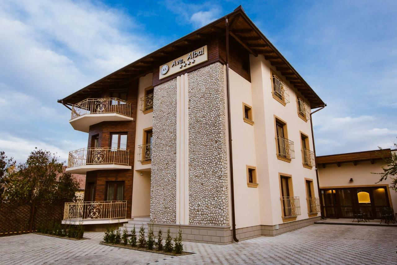 Ave, Alba! Hotel Alba Iulia Ngoại thất bức ảnh